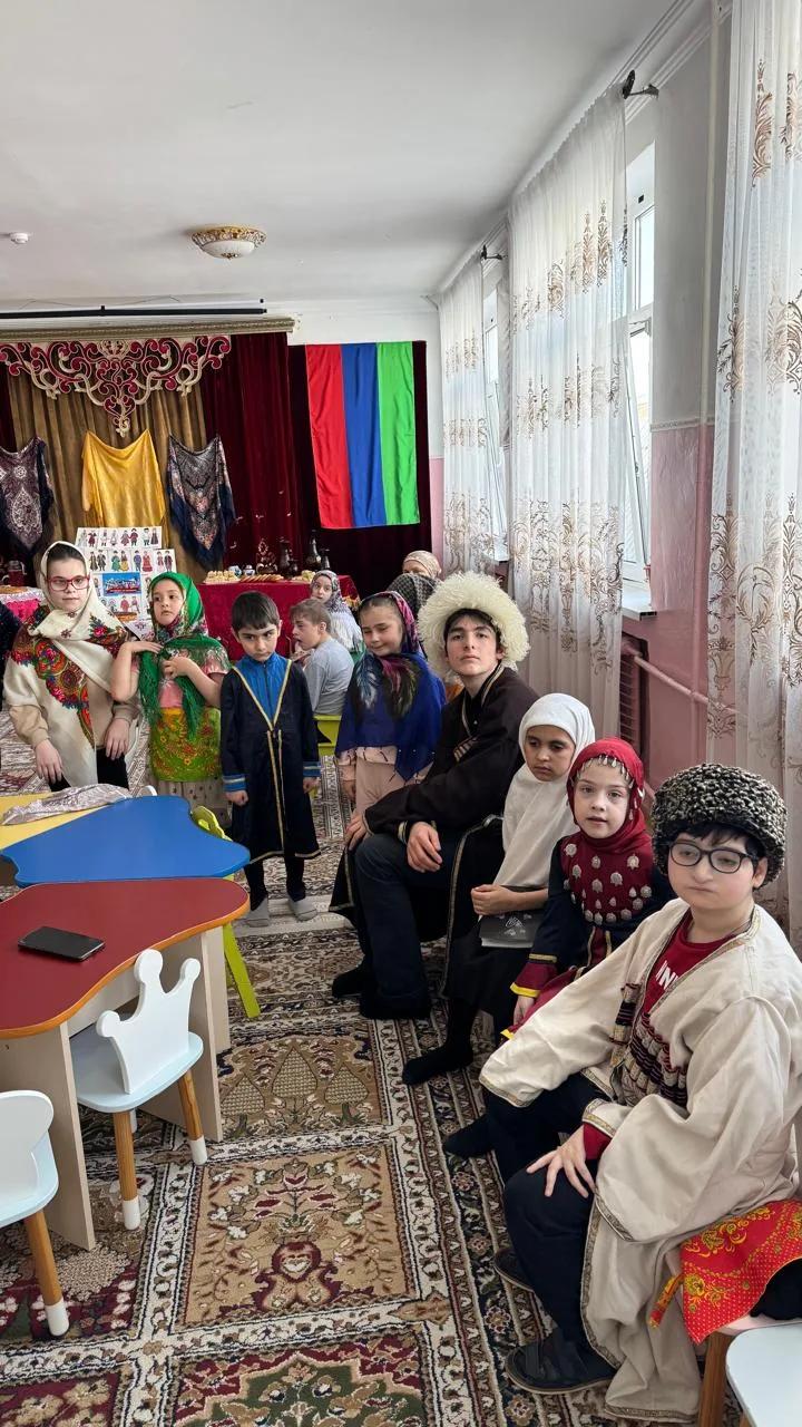 «Праздник, который объединяет: День единства народов в жизни наших воспитанников»